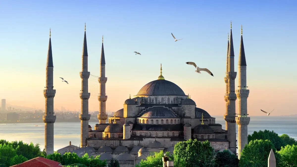 Things to Do in Istanbul — A Practical 3-Day Guide — blog guide by Serendipity Turkey Tours